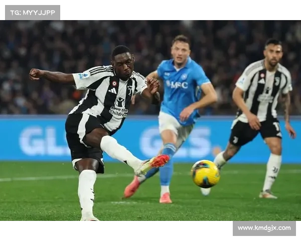 穆阿尼与巴黎计划外球员一起训练为未来发展积累经验